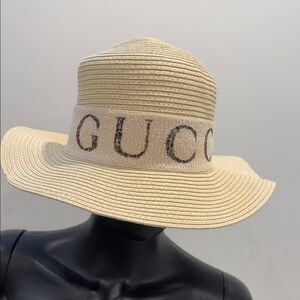 Gucci Beige Logo Knit Headband Wide Elastic Band Resort Styling Piece
